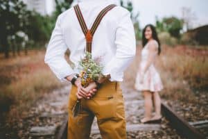 Signs He Is Breadcrumbing You